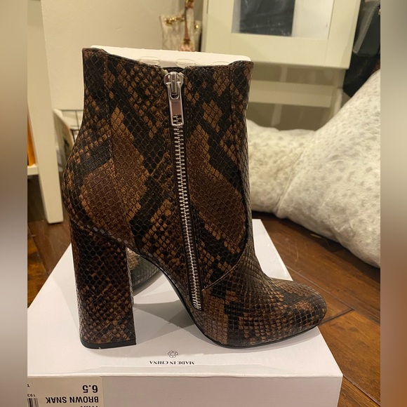 Steve Madden Shoes - Steve Madden Trix brown snakeskin booties